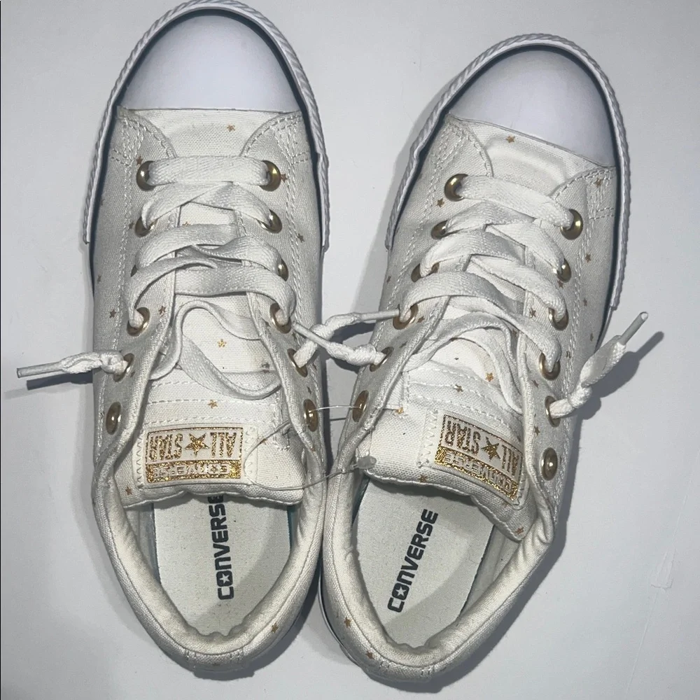 Converse Kids White and Gold Star Sneakers size 5